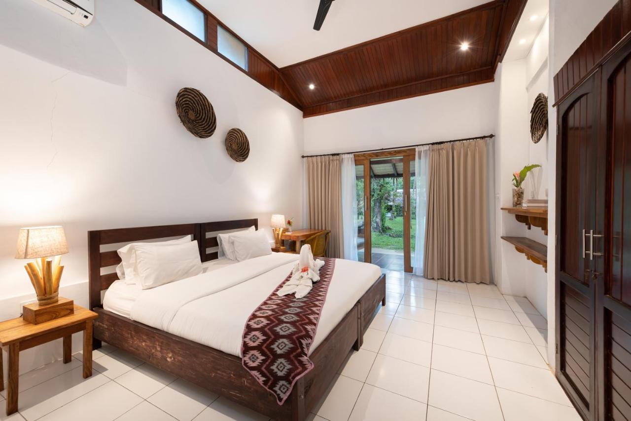 Murex Dive Resort Manado Exterior foto