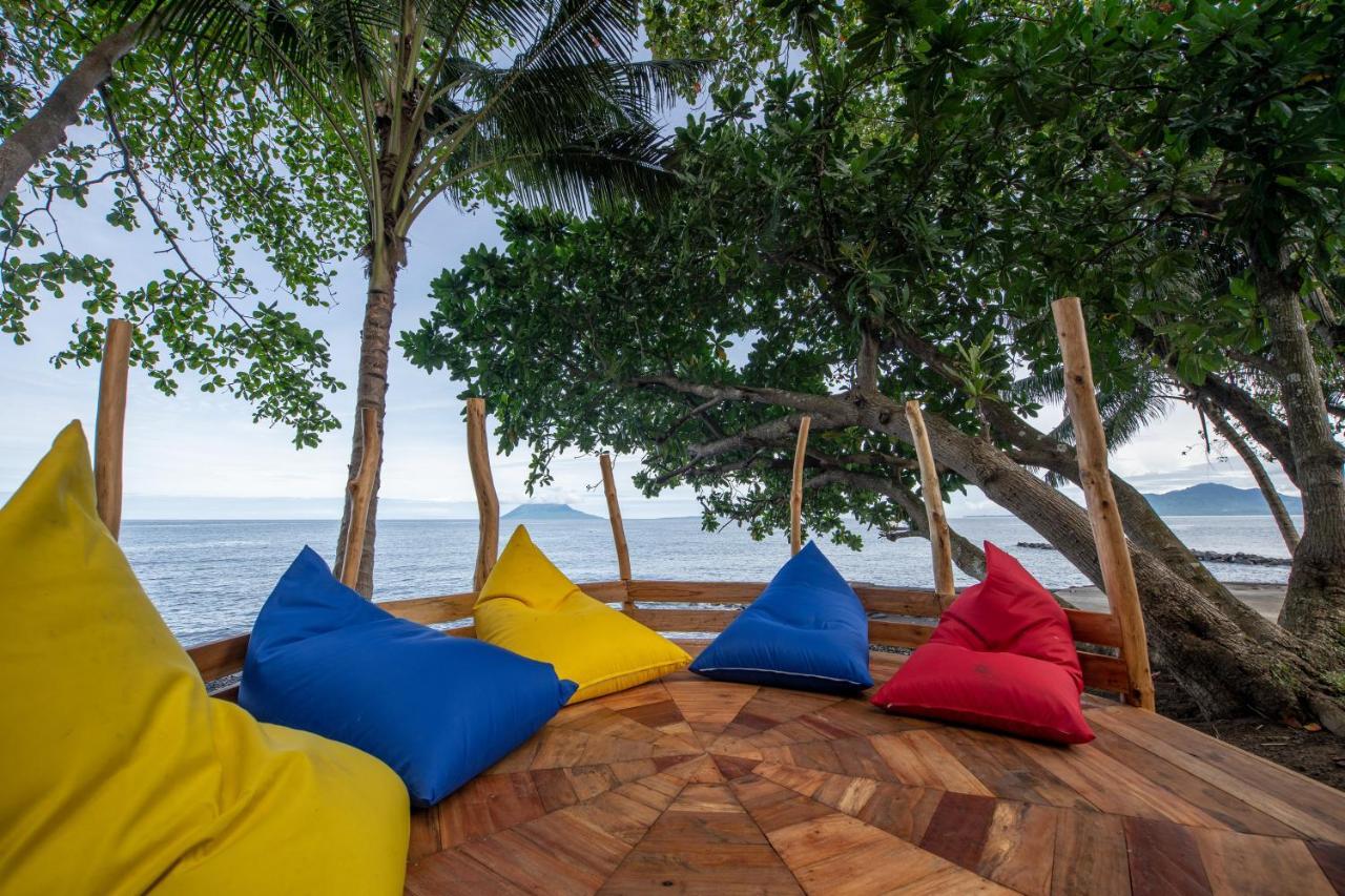 Murex Dive Resort Manado Exterior foto